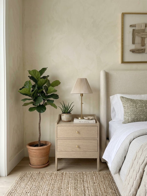 Kerrisdale solid oak nightstand